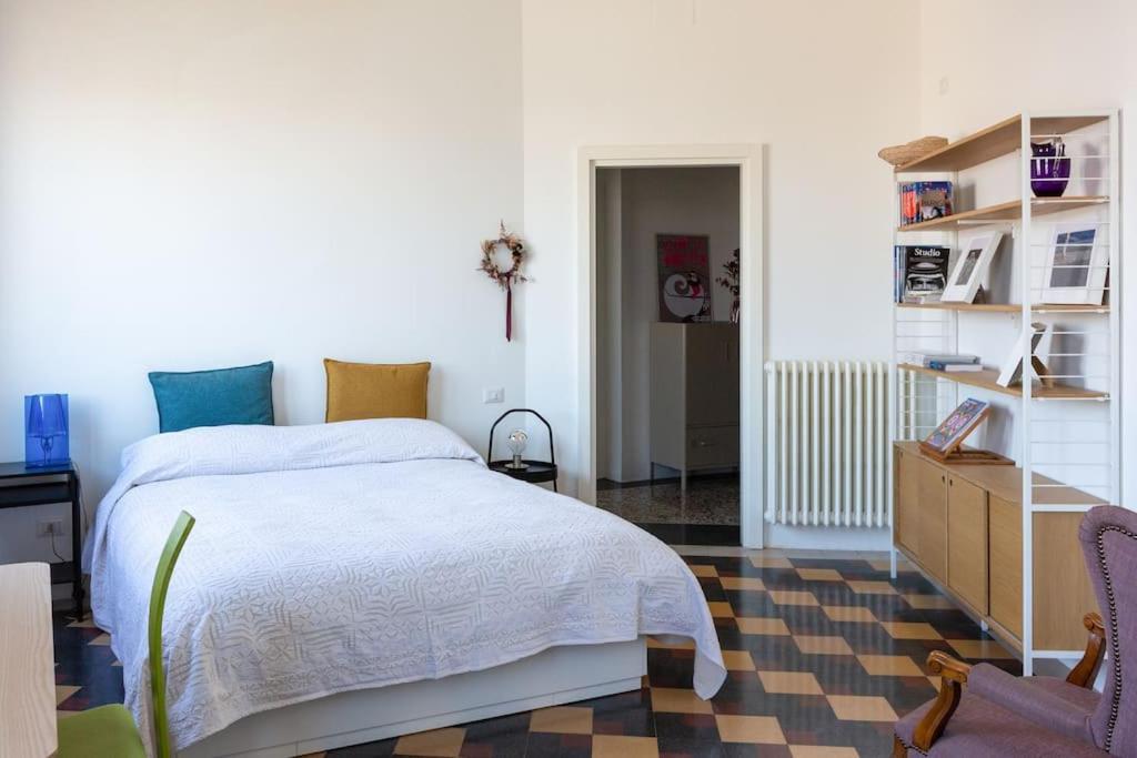 Big Bright Cozy Studio Apartment In Nolo Near Mm1 Milano Exterior foto